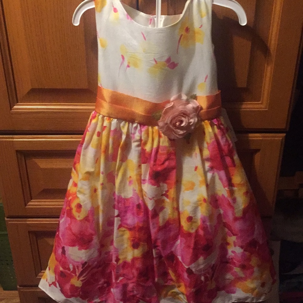 NWT Kid’s Dream Brilliant Floral Dress